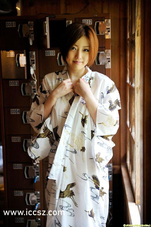 午夜视频国产精品美女,国产精品美女风采绽放